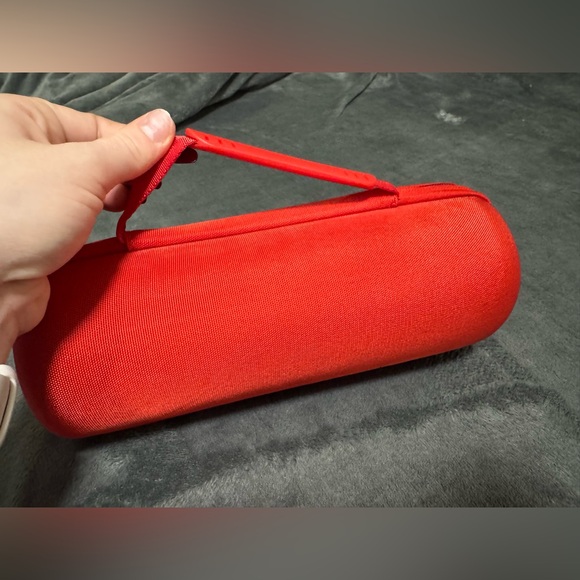 Red Hard Shell Case - Picture 3 of 3